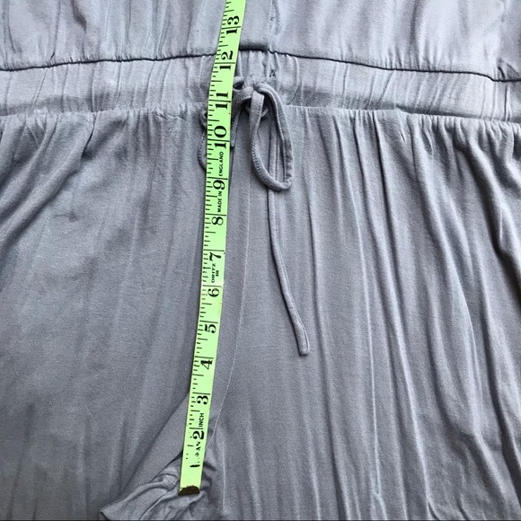 Lisa Rinna Collection Soft Gray Stretch Jumpsuit, EUC, M - Picture 11 of 16